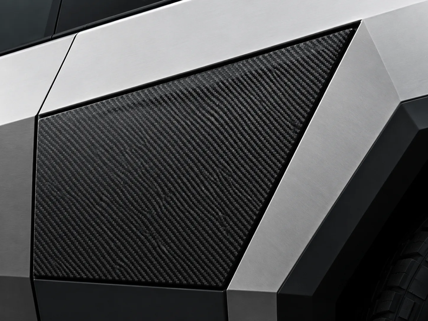 cyber accents detail on a Tesla wrap